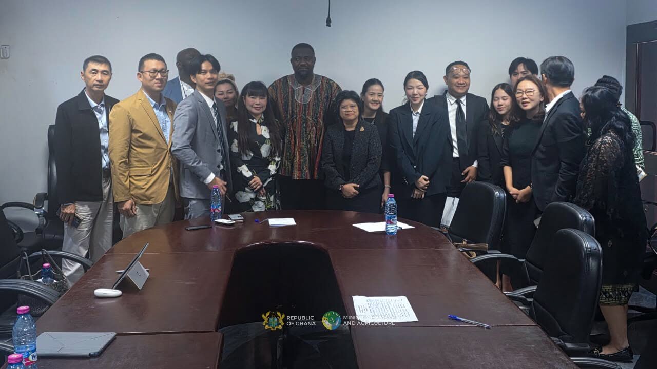Hon. John Dumelo Deputy Minister for Food and Agriculture with H.E. Mrs. Urasa Mongkolnavin and Thai Delegation 1 edited