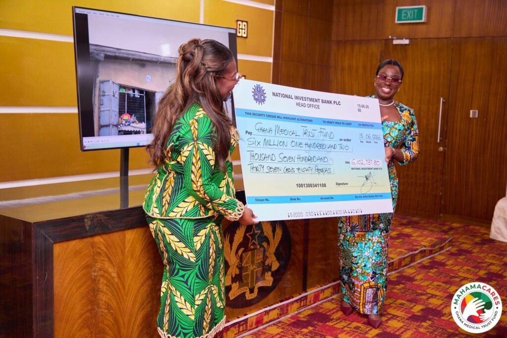 Mahama, Appointees Deliver GH¢6.1 Million Cheque to Ghana Medical Trust Fund 5 Mahama Cares Cheque Delivery 3