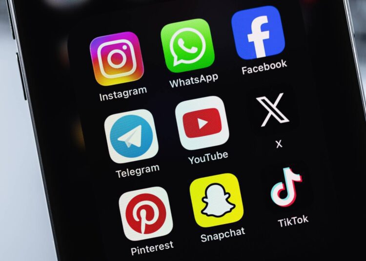 Social Media 2