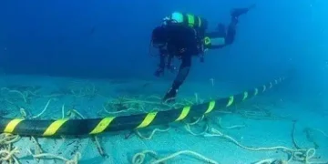 Undersea-fibre-optic