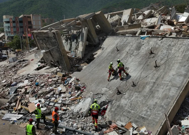 Strong Aftershock Jolts Venezuela 1 download 95