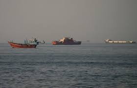 Oil Prices Fall Further As Hormuz Deal Takes Effect 2 images 1 4