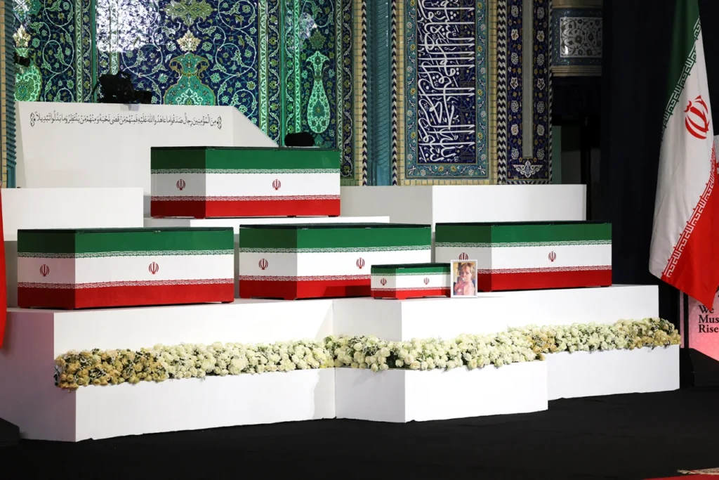 Iran Prepares For Late Supreme Leader's Funeral Ceremonies 3 1001009480