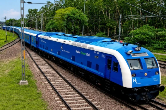 India Launches First Hydrogen-powered Train 2 1001031469