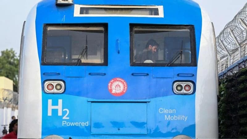 India Launches First Hydrogen-powered Train 3 1001031498
