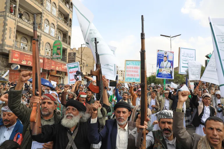 Houthis Announce Maritime Embargo Targeting Saudi Arabia 3 1001037395