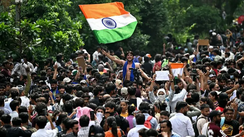 India's Education Minister Resigns After CJP Protests 3 1001045561