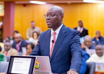 Ghana Beats Growth Target as Economy Surges 6.4% 2 Ghana Beats Growth Target as Economy Surges 6.4%