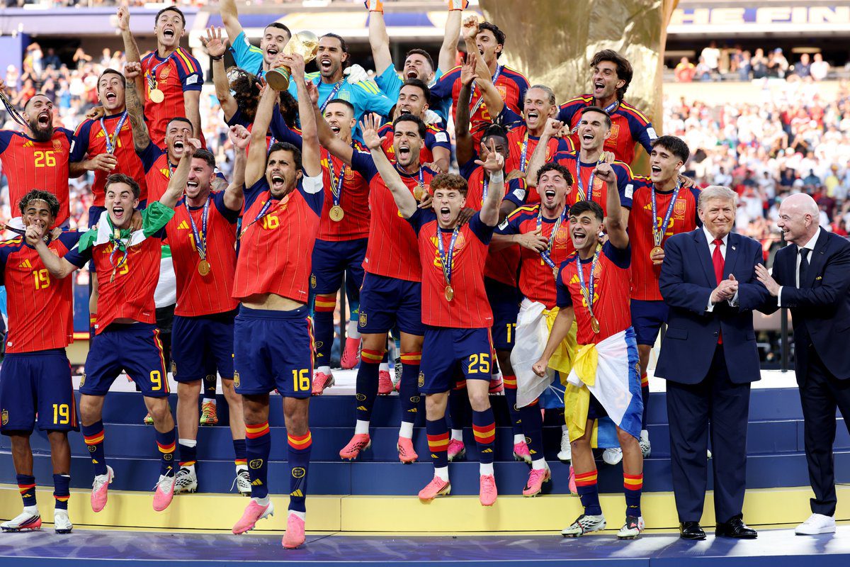 Captain-Rodri-lifts-world-cup-trophy