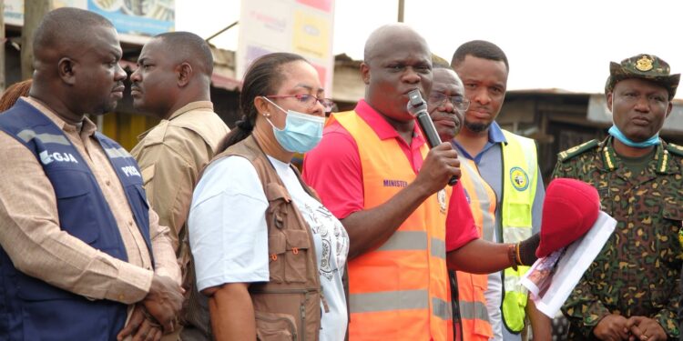 Local Government Minister: We Will Not Relent on Accra Clean-Up 1 Local Government Minister and MP for Banda, Ahmed Ibrahim, takes part in the national clean-up exercise, pledging to sustain access to transfer stations and landfill sites to prevent waste from building up again ahead of the next rains.
