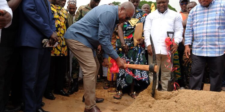 Mahama Breaks Ground for 24-Hour Economy Market at Juapong 1 President Mahama breaks ground for the construction of the Category 4 market at Juapong, marking the start of the 24-hour economy market rollout across all 18 districts in the Volta Region.