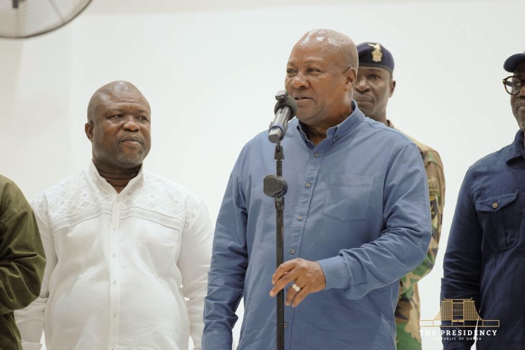 65% of Ghanaians Back Mahama's No Third Term Decision 3 Mahama @ResettingGhana Tour VR 9