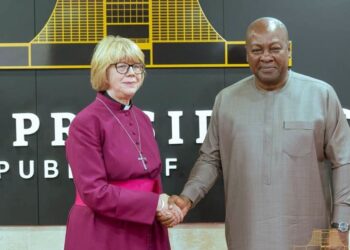 President John Dramani Mahama and Archbishop Sarah Mullally exchange pleasantries during her courtesy call at the Presidency, Accra, on the first stop of her 10-day tour of the Church of the Province of West Africa