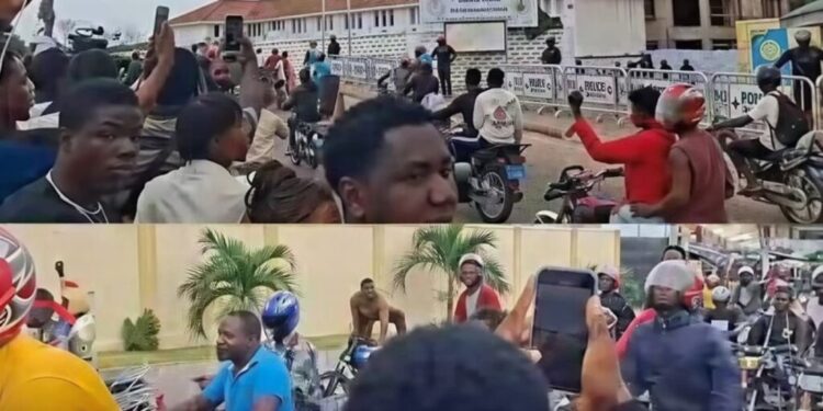 Protests at EOCO Premises over Arrest Are Unlawful Assembly, Expert 1 Party Supporters at EOCO Premises
