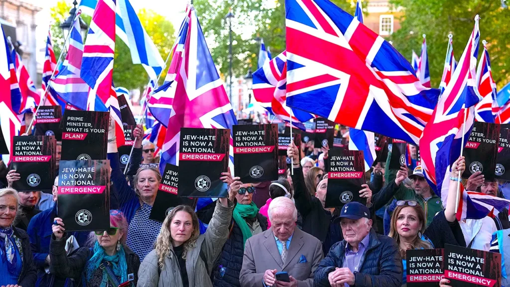UK Antisemitic Incidents Reach Record High, Report Finds 4 Protestors at an antisemitic protest 1