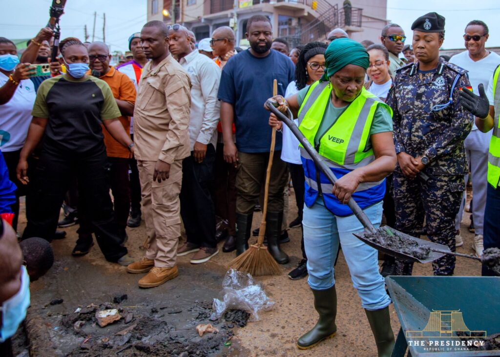 Mahama, Opoku-Agyemang Lead National Cleanup Exercise in Flood Areas 3 VP @Nationa Cleanup Exercise 2