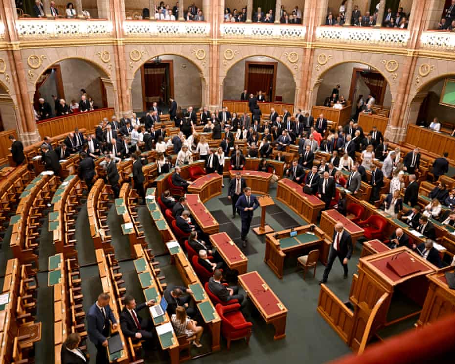 Hungary Elects New President 2 1001071495