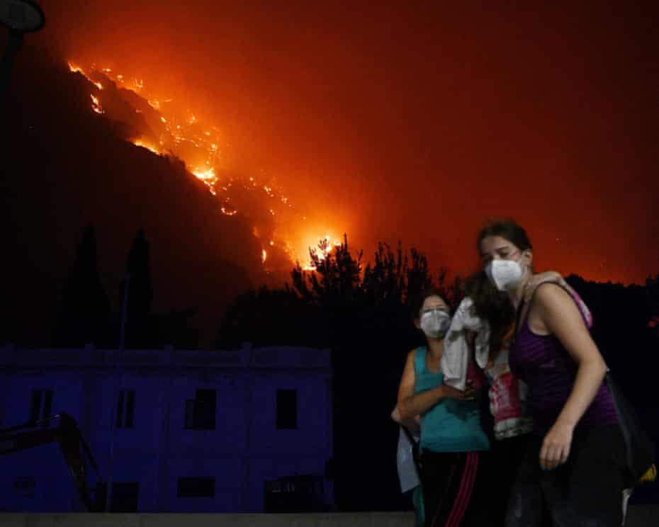 Europe Battles New Wildfires As Heatwave Intensifies 2 1001076257