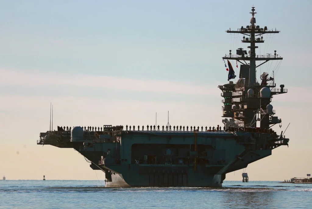 USS George Washington Arrives In Middle East 3 1001086149
