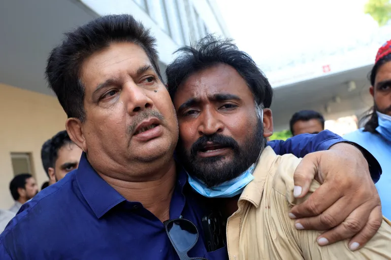 Pakistan Hospital Fire Kills 14 Newborns 2 1001094255