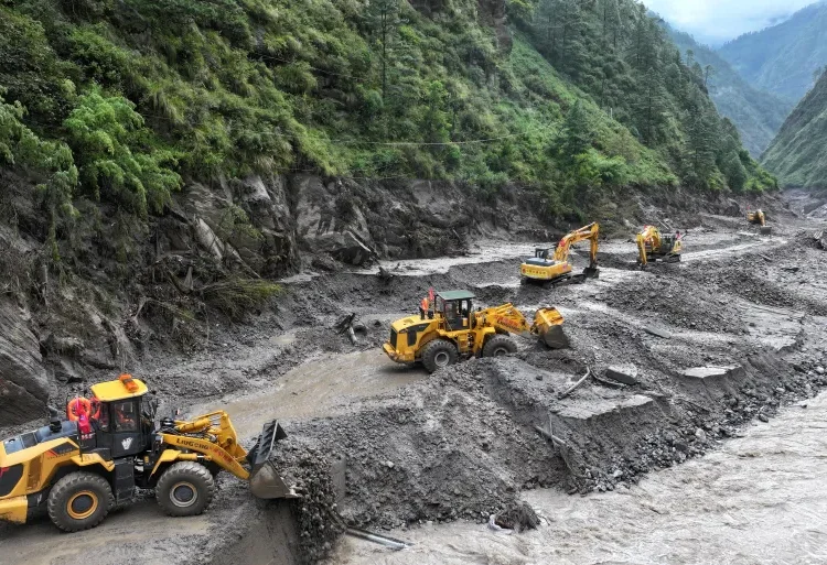Nepal Warns of Fresh Flooding 1 1001097673