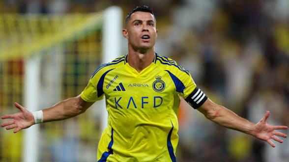 Cristiano Ronaldo Hints at Retirement as Legendary Career Nears End 1 17868977946273904032201322045123