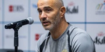 Enzo Maresca in the press room