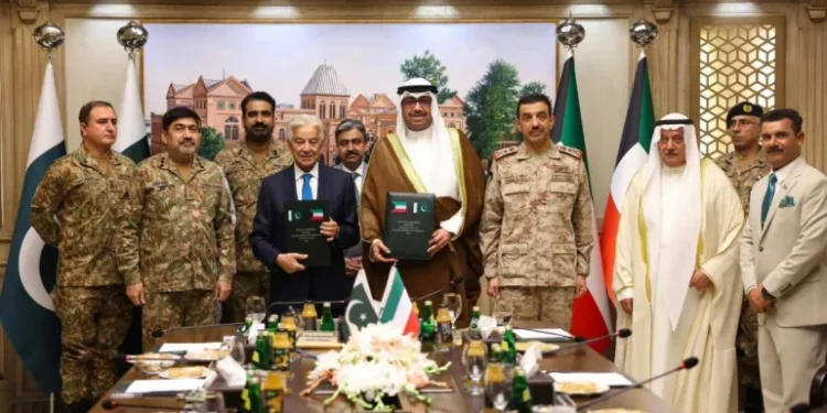Kuwait, Pakistan Deepen Defence Ties 1 435874 1787837718