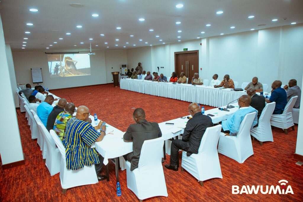 Dr. Bawumia Engages Small-Scale Miners on Extractive Sector Policy Reforms 2 Dr. Mahamudu Bawumia with GNASSM