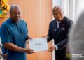 Expert Committee Submits Reports to Mahama Ahead of AU Chairmanship 6 Ablakwa hands the Ministry of Foreign Affairs report envelope to President Mahama, formally closing out the committee's mandate ahead of Ghana's 2027 AU chairmanship.