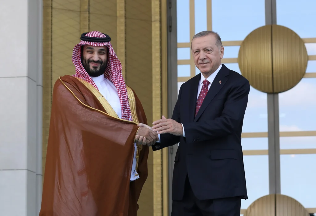 Saudi Arabia, Turkey, Pakistan Sign Defence Pact 2 Erdogan and Saudi Crown Prince