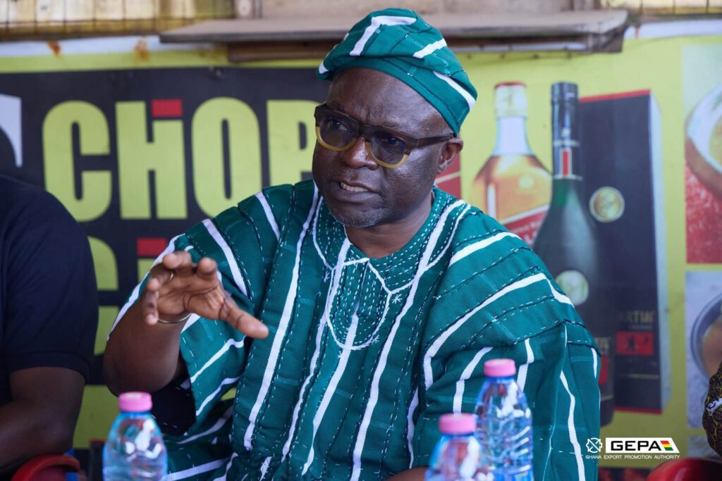 GEPA CEO Engages Western Region Artisans to Boost Export Growth 2 GEPA CEO Francis Kojo Kwarteng Arthur engages members of the Wood Carvers and Cane Weavers Association during his working visit to the Western Region