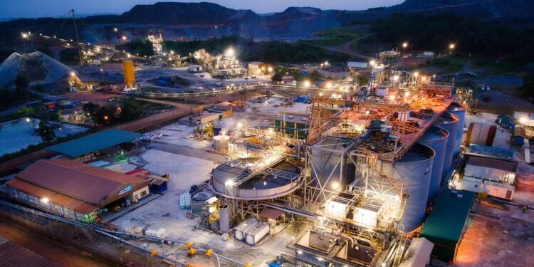 Ghana’s Refining Push Will Succeed on Governance, Not Ownership 1 Oil Refinery