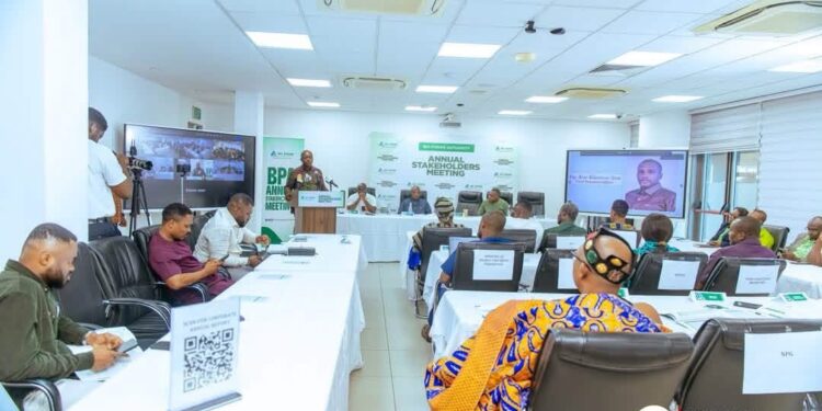Jinapor Backs Bui’s Clean Energy Expansion 1 Energy and Green Transition Minister, Dr. John Abdulai Jinapor, addressing BUI Power Authority