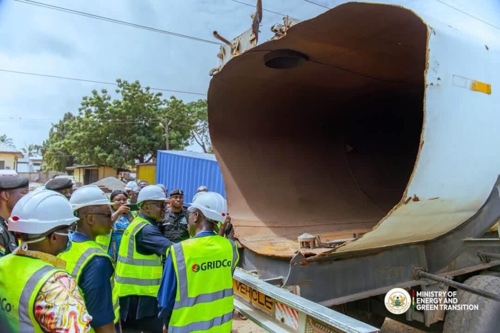 Transmission-Line Damage Triggers Encroachment Warning 3 Photo from visit