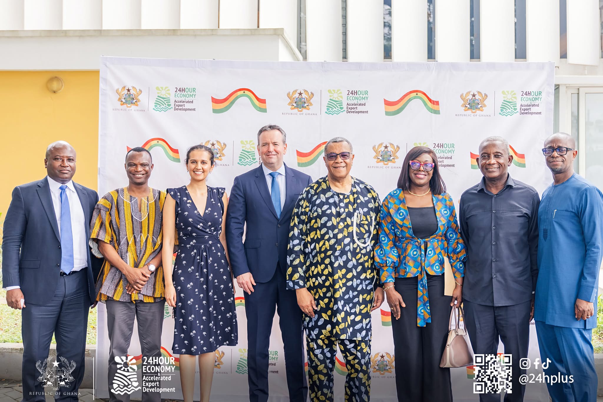 Representatives of the 24-Hour Economy and Accelerated Export Development Secretariat, Aquarium Capital,  the Tony Blair Institute, Petra Pension Trust and Axis Pension Trust in a Photo after Signing the Heads of Terms Agreement for the US$270 Million Poultry Value Chain Investment in Accra