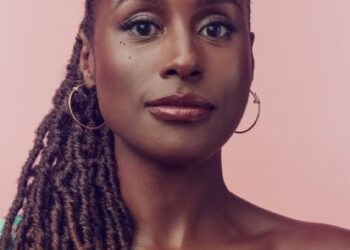 Issa Rae and Tracy Oliver Develop Hourlong Series Titled Open 4 Issa Rae, Actress