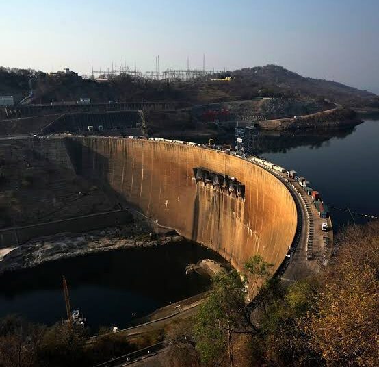 Zimbabwe Ferry Disaster Claims 44 Lives on Lake Kariba 1 Zimbabwe's Lake Kariba
