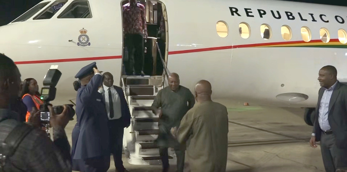 Mahama Arrives in Jamaica for Four-Day State Visit 1 President Mahama touches down in Kingston on Sunday night to begin a four-day official visit to Jamaica