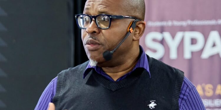 Ato Colman, Senior Fellow at the IMANI Centre for Policy and Education, addresses participants at SYPALA 2026, drawing on Sierra Leone's Ebola response to illustrate what he calls Ubuntu leadership.