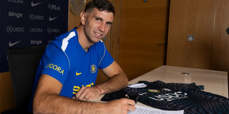 ''I Play With My Heart'': Emiliano Martinez Says After Sealing Chelsea Move 1 image 315