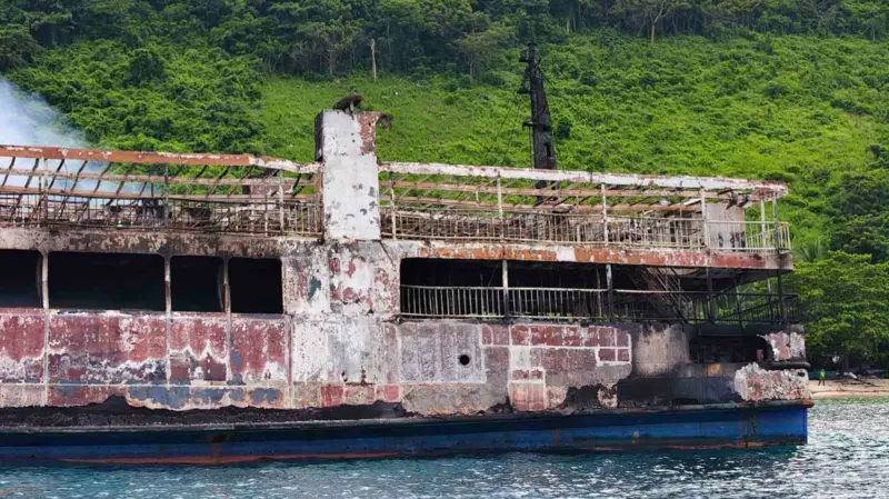 Philippines Ferry Fire Leaves Five Dead, 86 Missing 3 1001117282