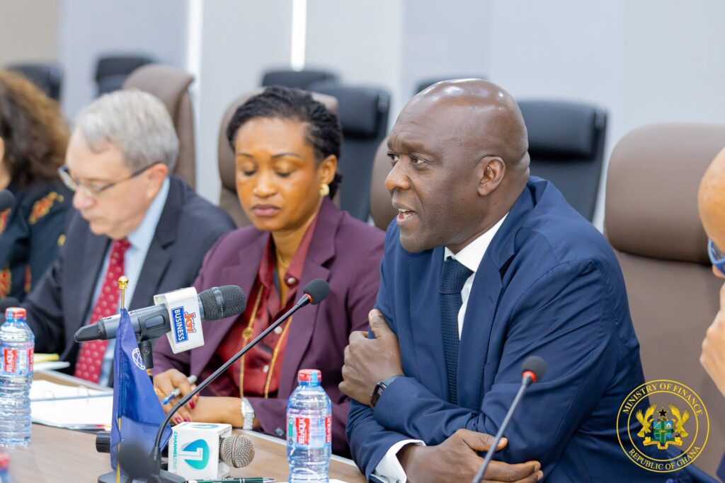 IFC Pipeline Raises Ghana’s Productive Investment Stakes 3 IFC Managing Director Makhtar Diop addresses the meeting with Ghana's Finance Minister in Accra, as members of his delegation look on.