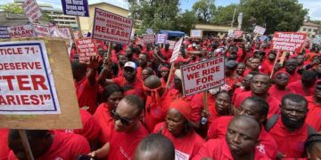 Coalition of Unpaid Teachers, demostrating