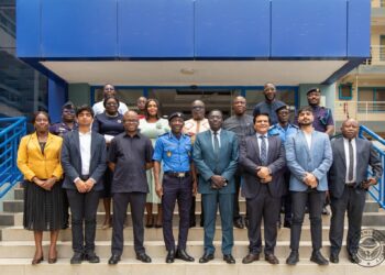 GRA Hails B5 Plus Limited as a Model of Corporate Citizenship 2 Officials of GRA in a Group Photograph with B5 Plus Delegation after a Meeting at GRA Headquarters in Accra