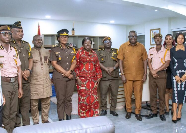 Trade Minister Hon. Elizabeth Ofosu-Adjare with the Leadership of Ghana Prisons Service After their Meeting in Accra