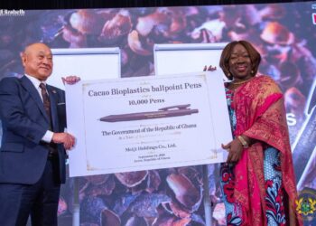 Ghana Signs Agreement with Meiji to Promote Sustainable Cocoa and Circular Economy 2 Meiji Holdings Co. Donates 10,000 Cacao Bioplastic Pens to the Gov't of Ghana at its Milk Chocolate 100th Anniversary in Accra.