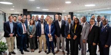 The CEO of COCOBOD and the Deputy of Finance and Administration of COCOBOD together with the Worlds Foremost and Processing Firms in a Group Photograph after the Stakeholder Engagement in United Kingdom