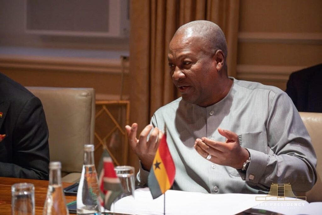 81st UNGA-President Mahama Holds Economic Talks with Surinames President, Dr. Simons. 3 IMG 5629
