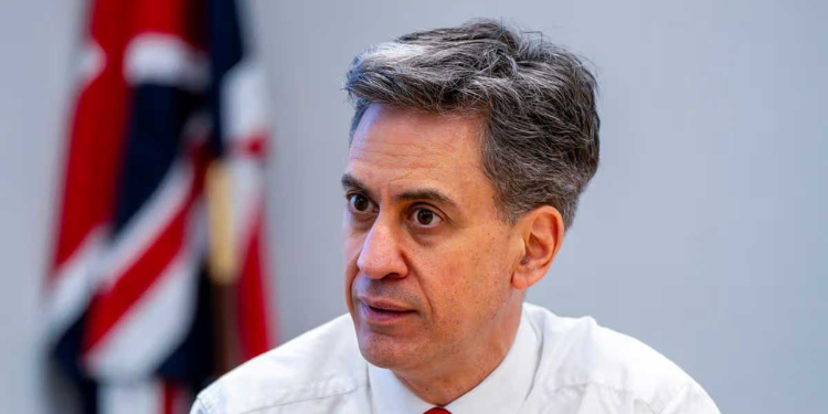 UK Set to Restrict Trade With Israeli Settlements in West Bank 1 Foreign Secretary Ed Miliband